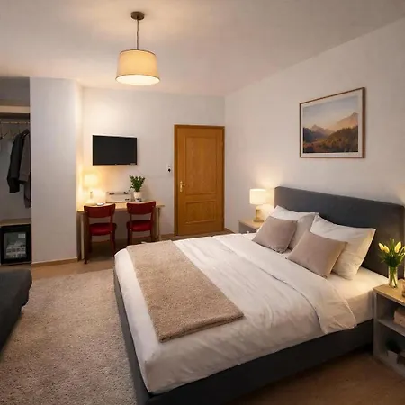 Haid Quarto em Acomodações Particulares *